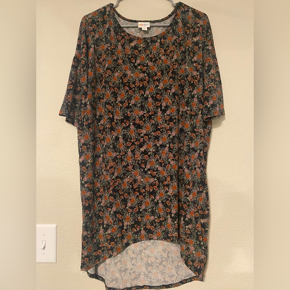 LuLaRoe Irma size M